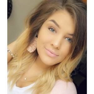 Meet your Posher, Lexie